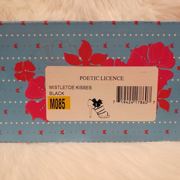 Sz 8.5 Mistletoe Kisses Black Poetic Licence Heels - Picture 7 of 7